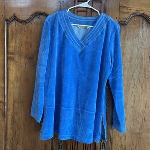 Soft Surroundings Baby Blue Velour V Neck Top - L